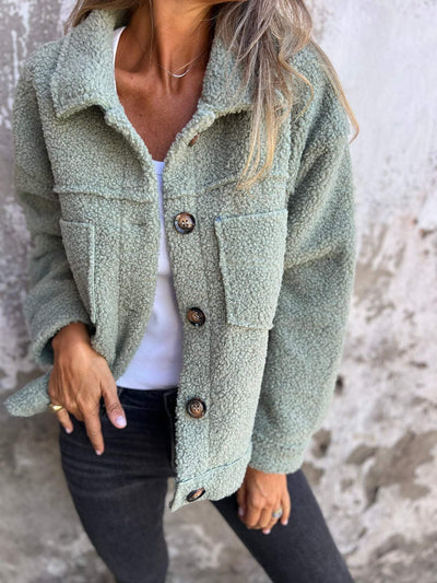 Jella | Mjuk jacka med knappar